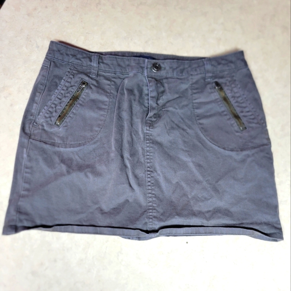 Gap womens grey mini skirt gold zippers